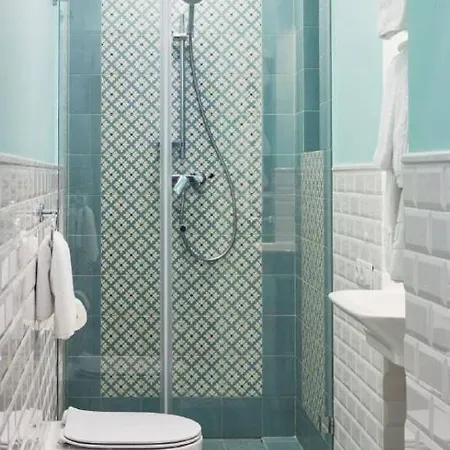 стильні по вулиці вірменська * إلفيف