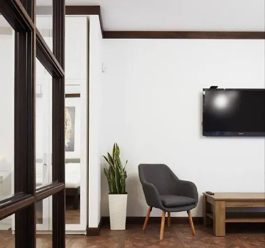 стильні по вулиці вірменська * Lviv