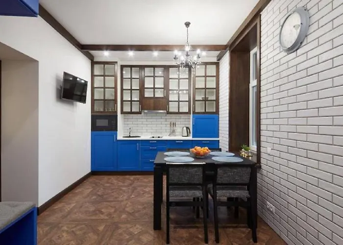 стильні по вулиці вірменська * לבוב